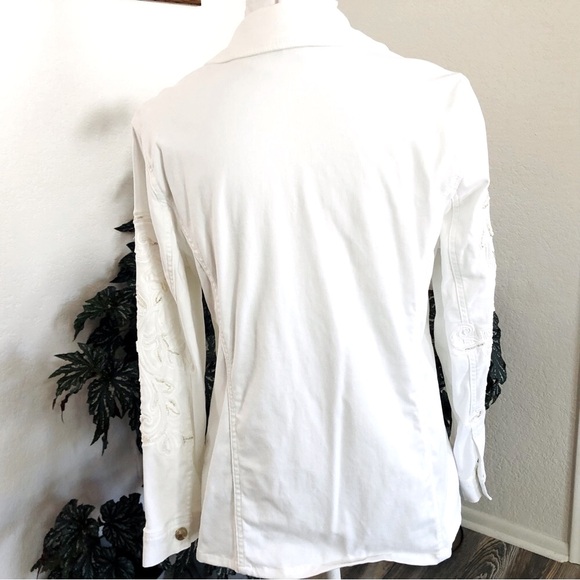 EUC Chico’s western cut jacket - Picture 3 of 6